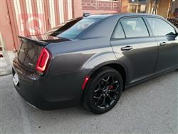 کرایسلەر 300